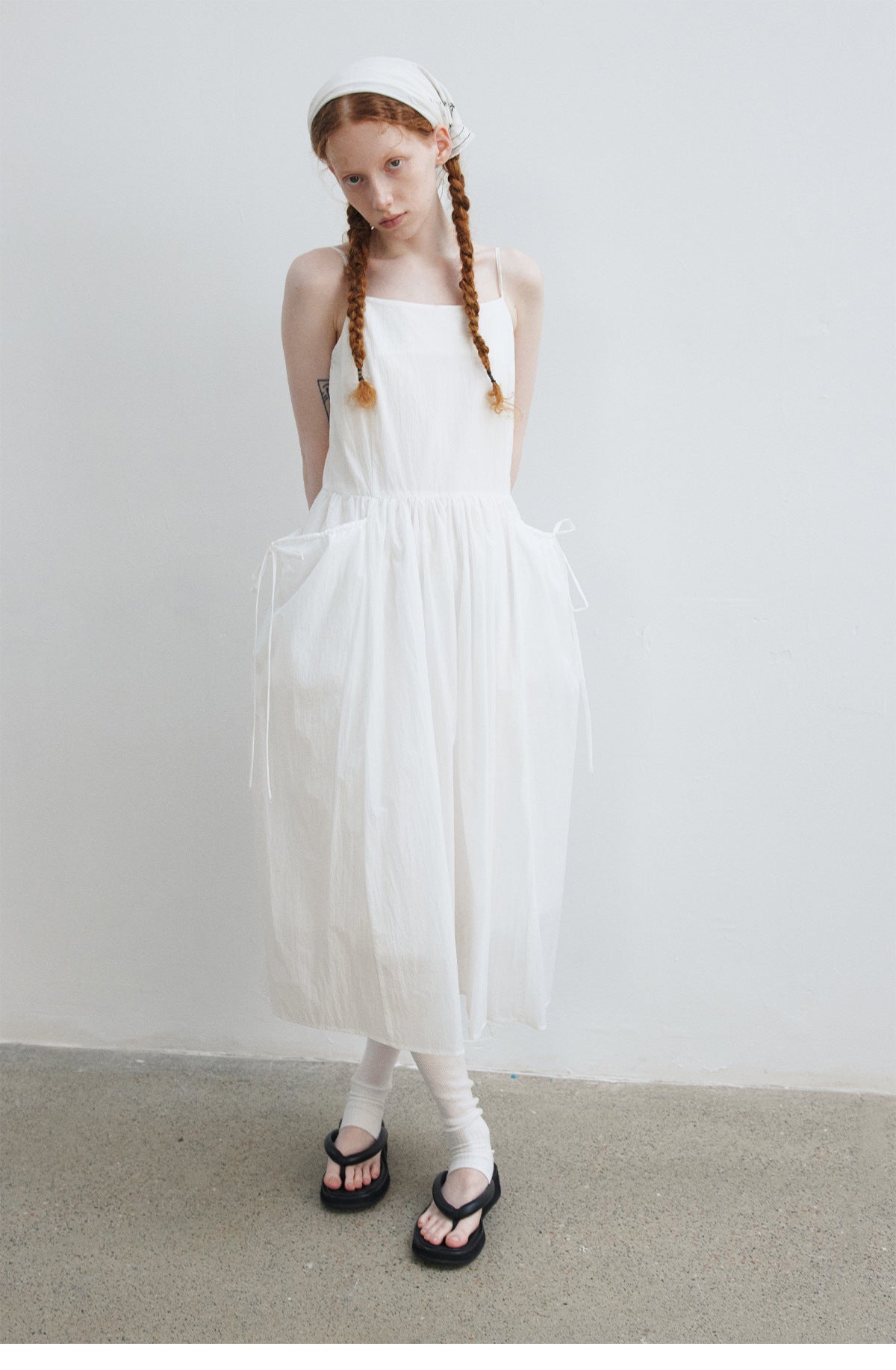 Summer new casual double-root sunscreen light and solid color medium and long suspender dress