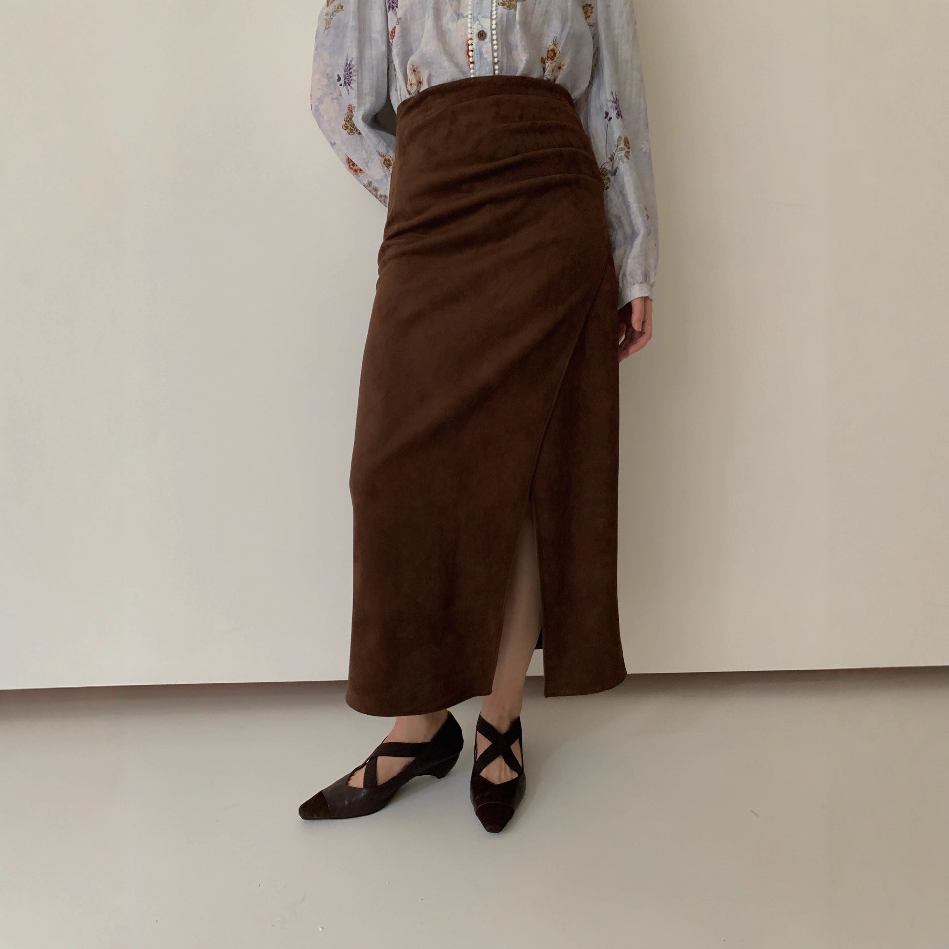 Hip-wrapped skirt for women, thin, pinch pleated front split-ended long one-step skirt