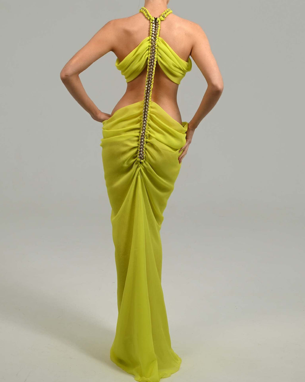 Irregular fake two low-rise split-ended dresses, chain neck chiffon dress
