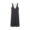 short vest + V-neck sleeveless long skirt