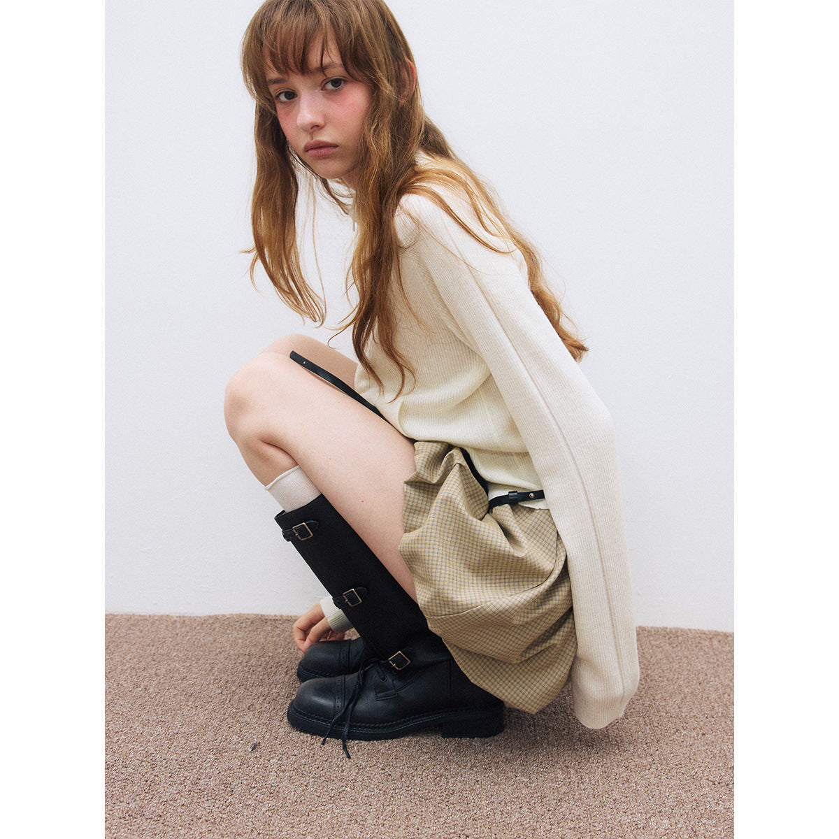 Autumn new casual wool solid color versatile stand-up collar pit strip short knitted cardigan women
