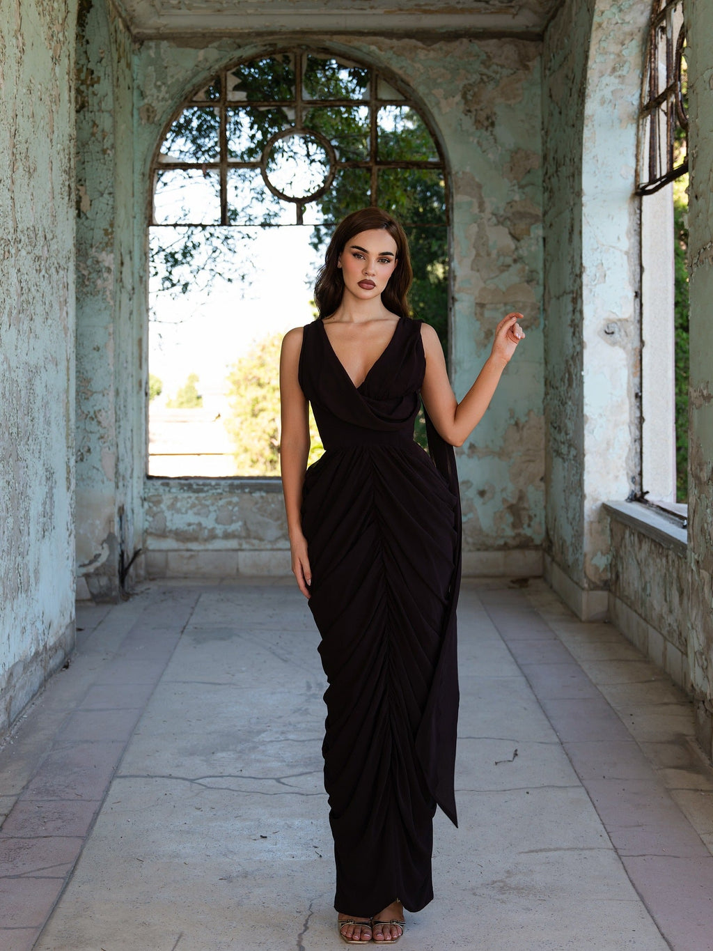 Fashion French temperament sexy streamer hip skirt backless pleated dress