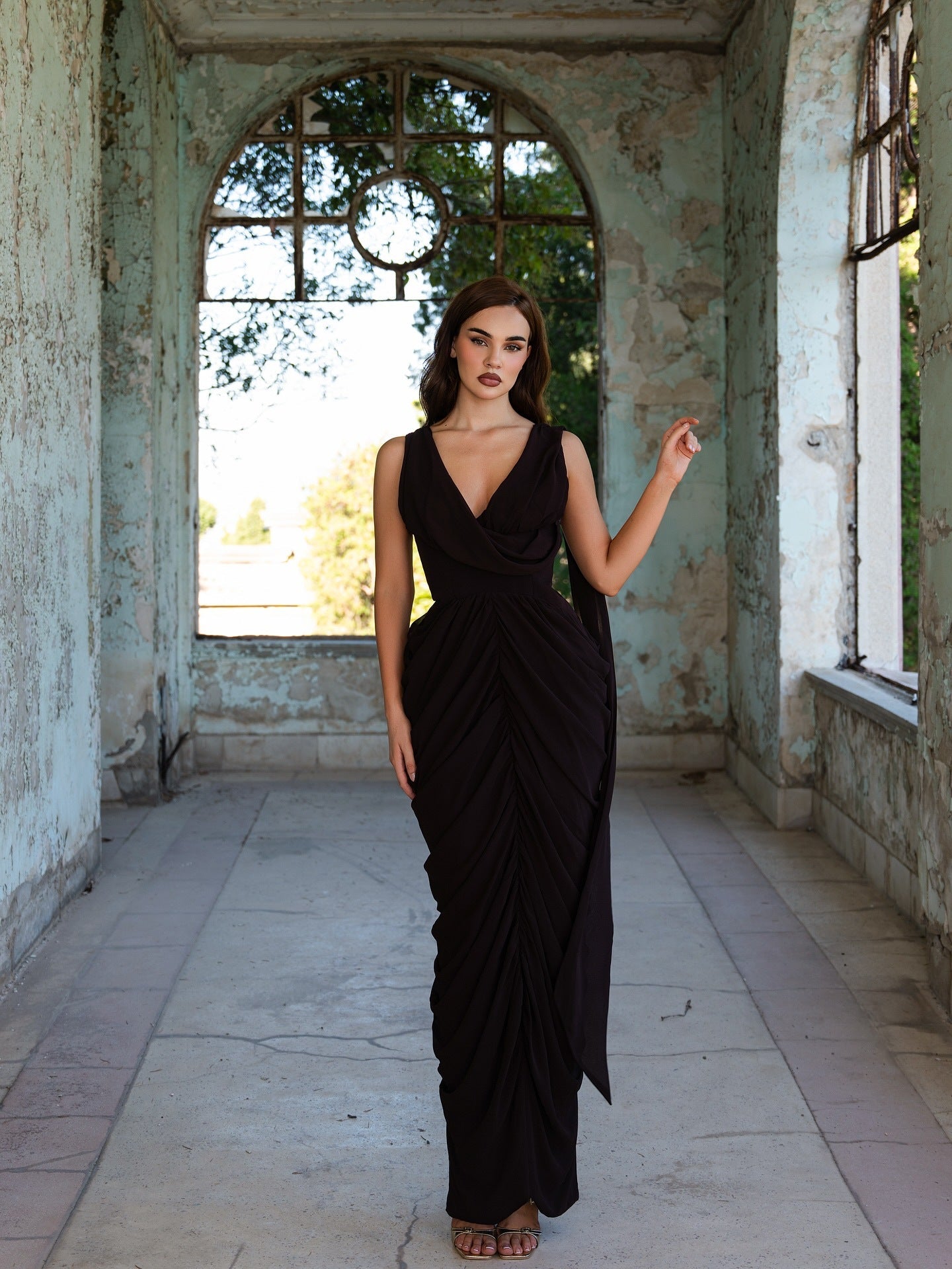 Fashion French temperament sexy streamer hip skirt backless pleated dress