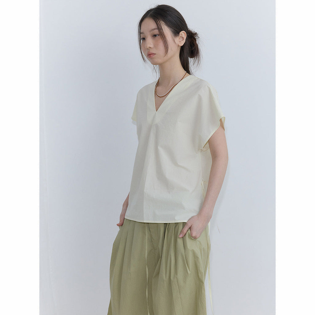 Summer new casual V-neck simple and transparent cotton one-sleeved solid color strap short-sleeved top