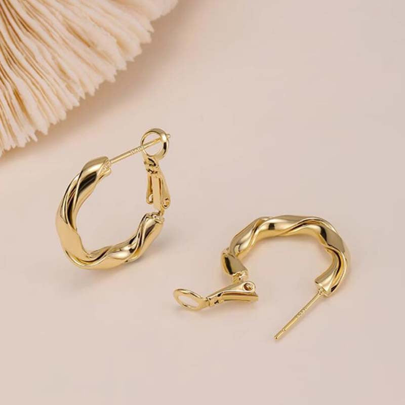 Light gold twist earrings
