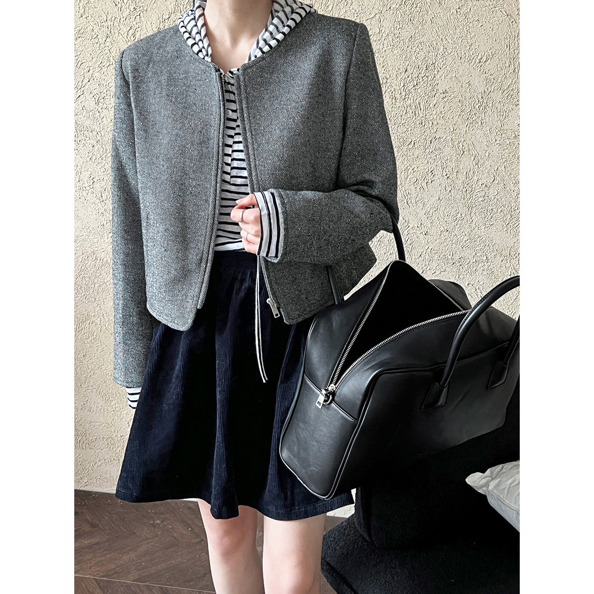 Korean wool woolen round neck small fragrant short coat women's 2025 autumn new zipper jacket top 8698