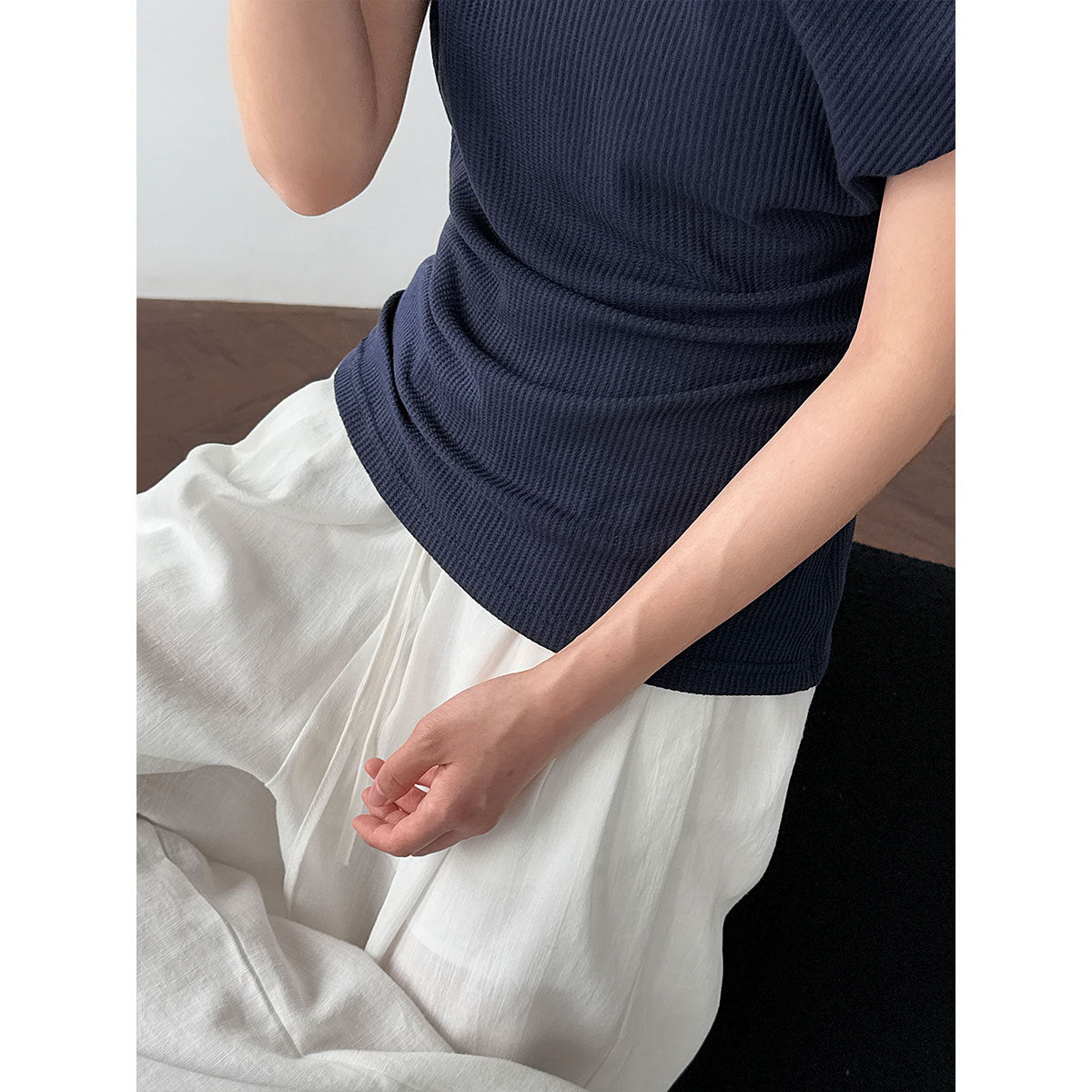Waffle asymmetrical slanted shoulder kink T-shirt women's summer new slim slim slim Spice Girl top thin