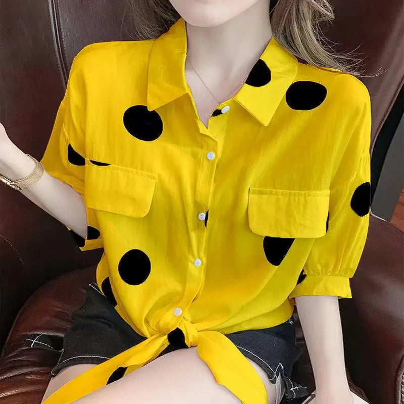 Women's Turn-Down Collar Sleeveless Polka Dot Chiffon Blouse