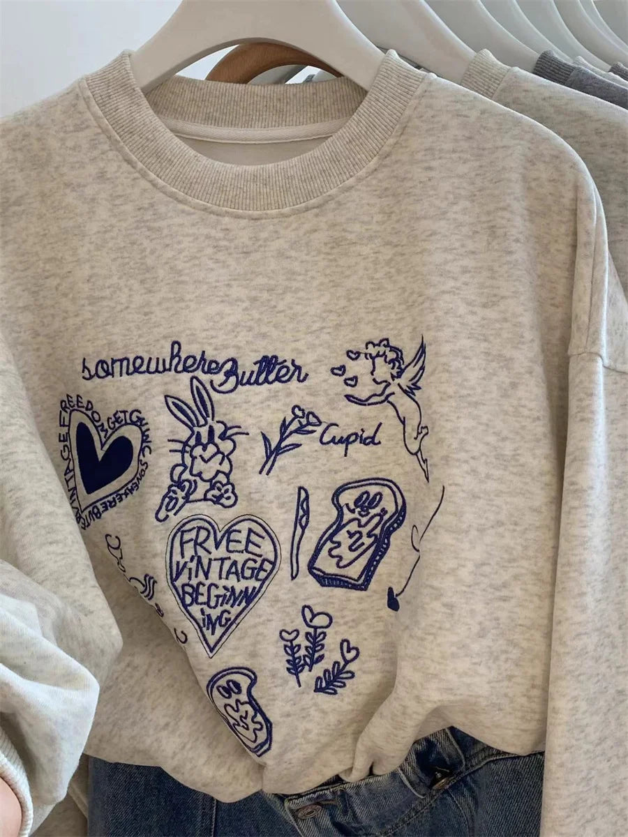 Round Neck Embroidered Cropped Sweatshirt Drop Sleeve Regular Fit