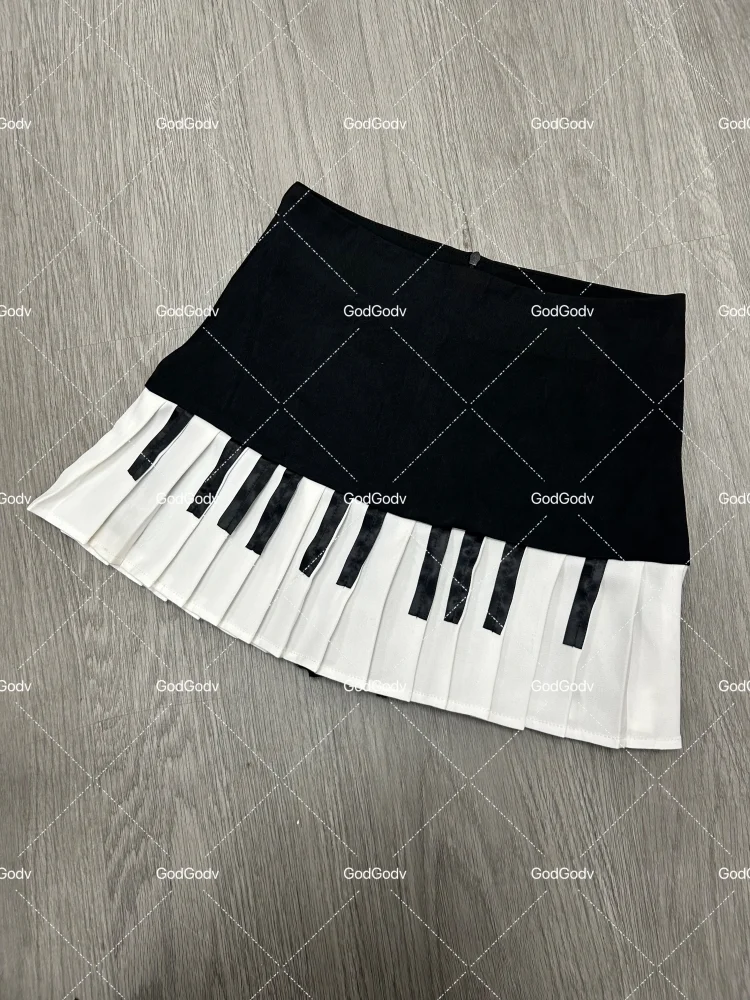 Women's Striped A-Line Mini Skirt – Y2K Harajuku Style