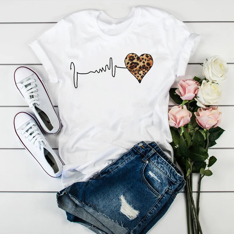 90s Leopard Heartbeat Graphic Short Sleeve Tee