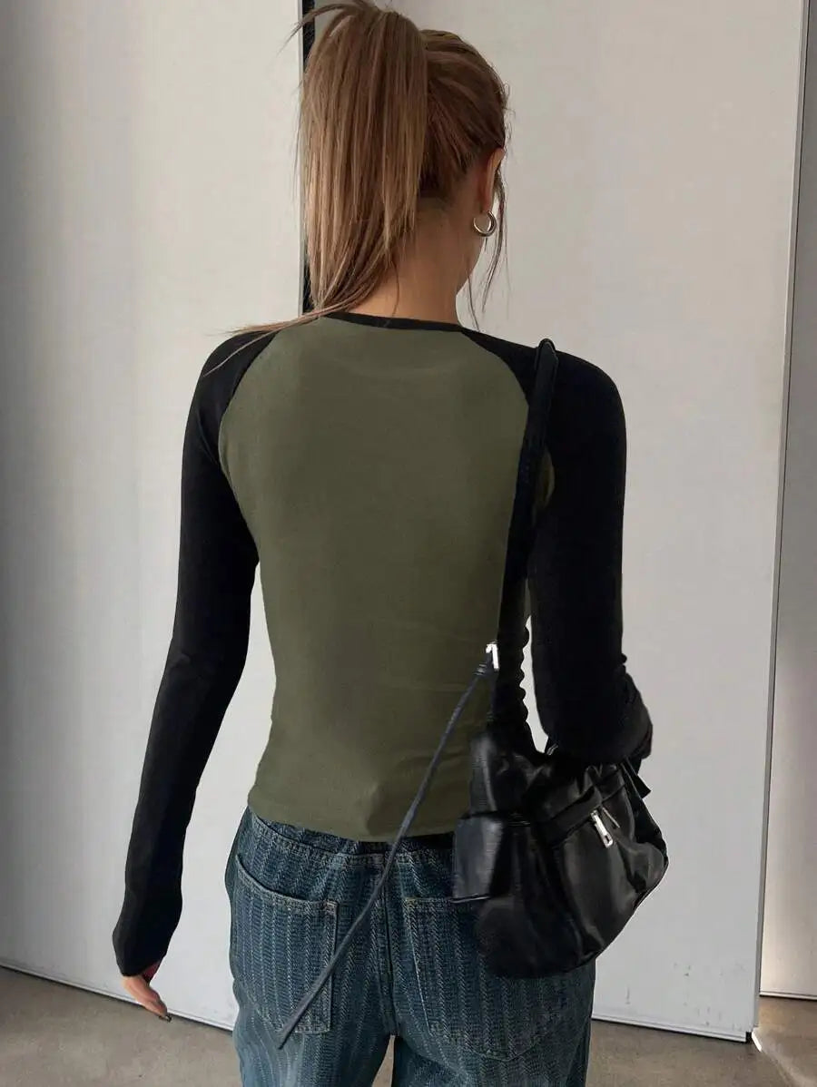Color Block Slim Turtleneck Long Sleeve Tee