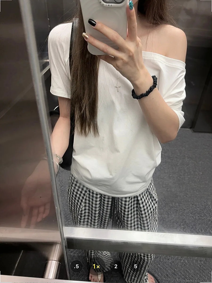 Women's Solid Color Skew Collar Short Sleeve T-Shirt