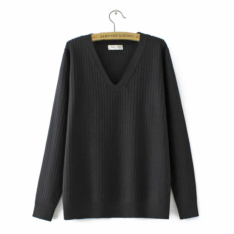 Women's Wavy Pattern V-Neck Sweater
