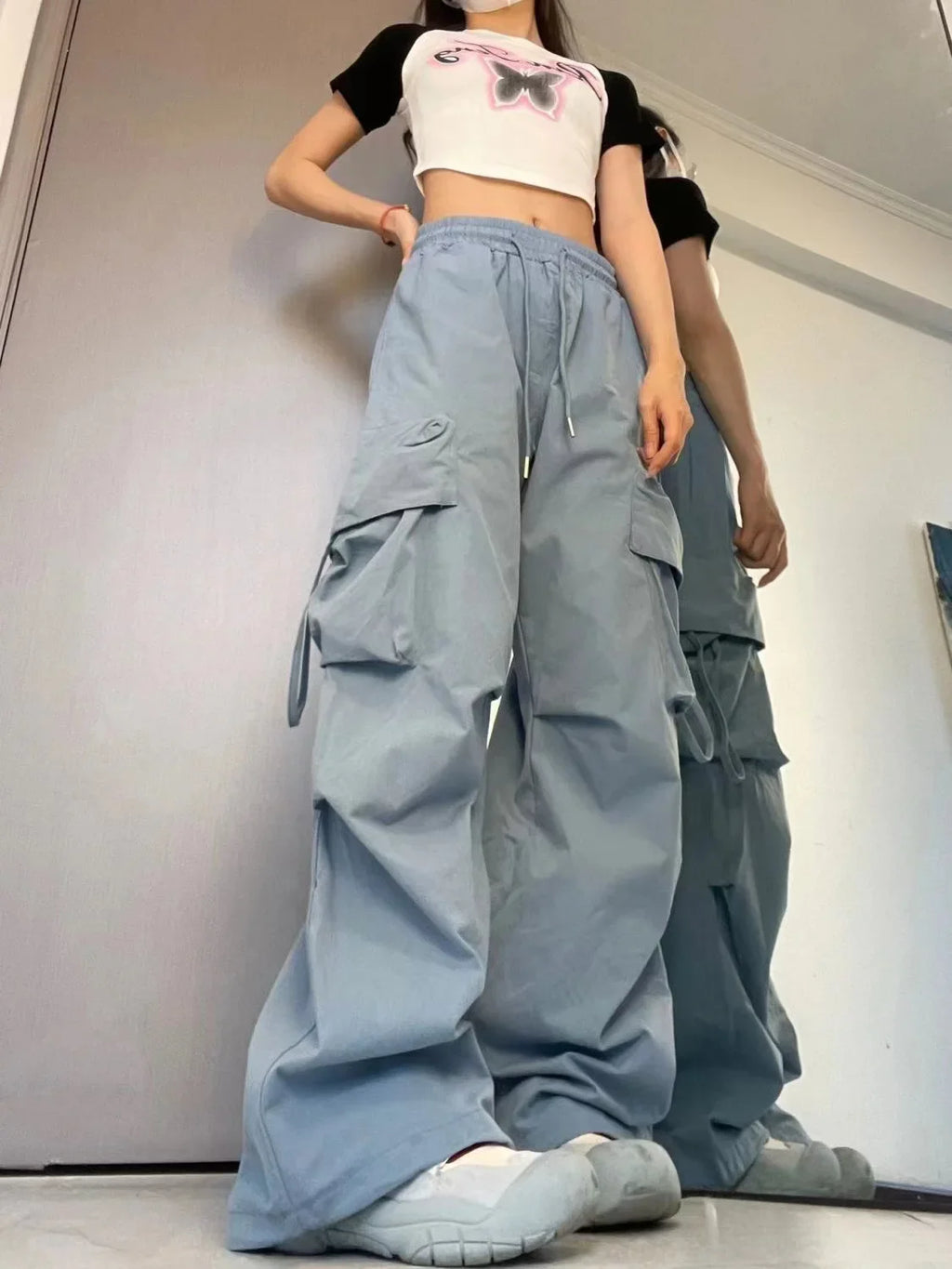 Mid Waist Cargo Pants Loose Fit Big Pockets Elastic Waist Ankle Length