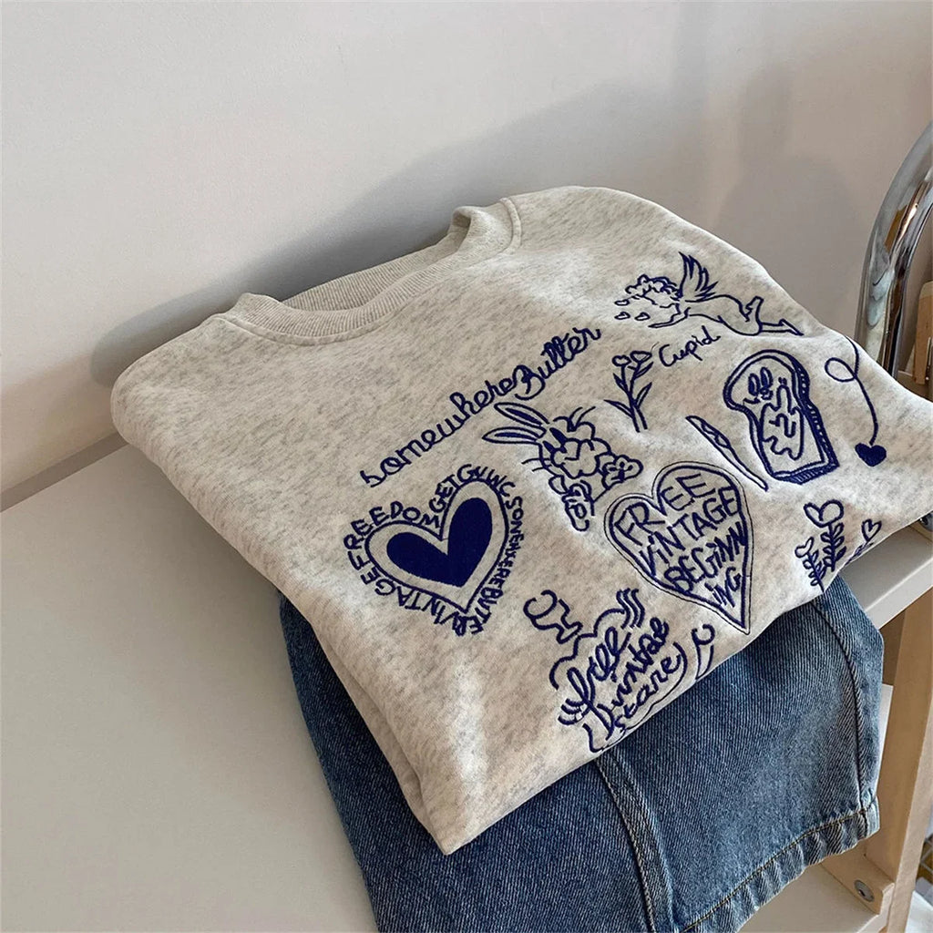 Round Neck Embroidered Cropped Sweatshirt Drop Sleeve Regular Fit