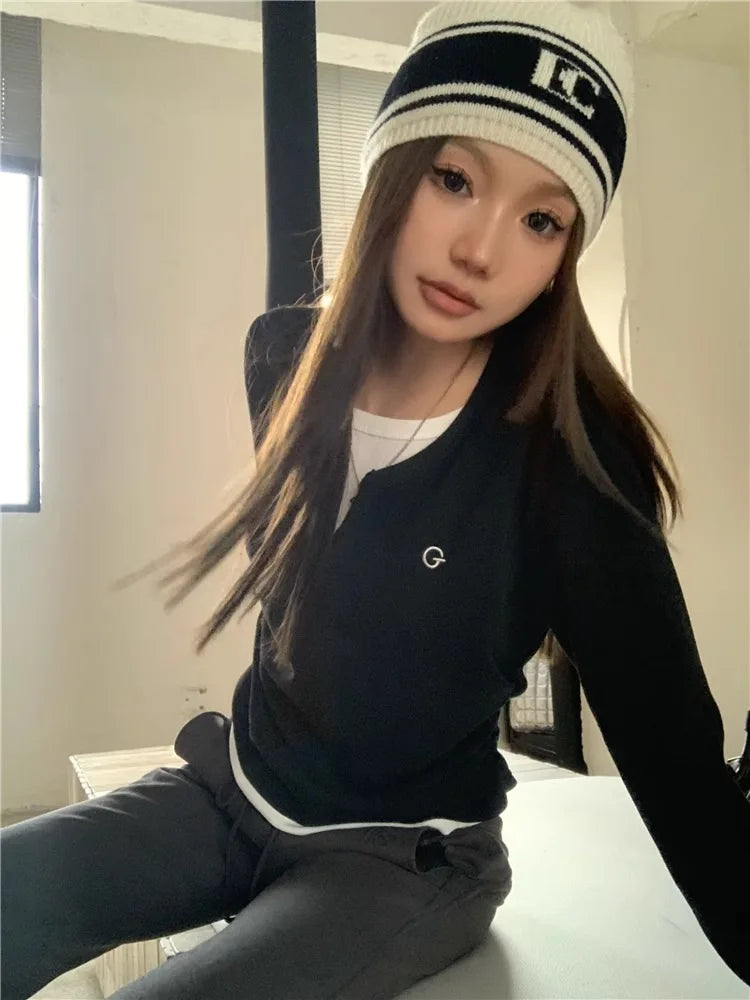 Round Neck Long Sleeve Layered Top Slim Fit Fake Two-Piece